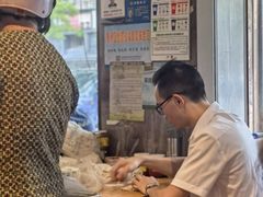 -真真鲜馄饨店(启蒙路店)