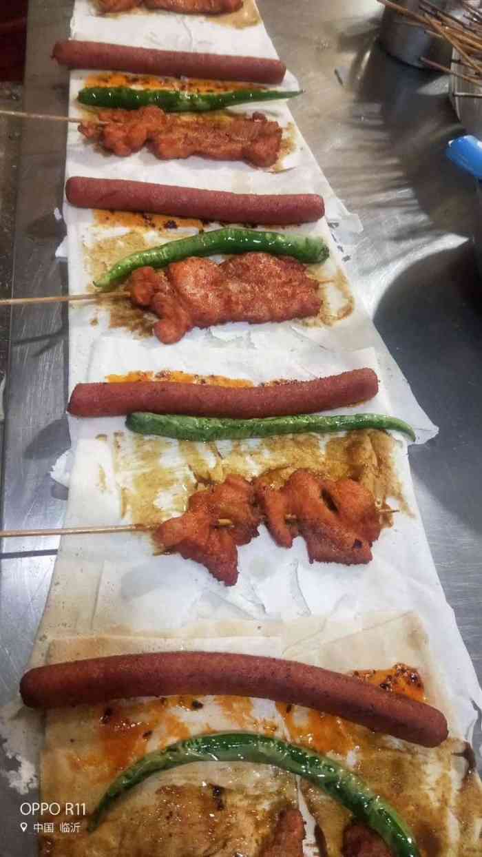 打分 健康美味,好吃不贵! 卷几个煎饼,打上两杯九阳豆浆,中午饭,完美!