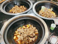 -粘豆包铁锅炖二部(温泉街店)