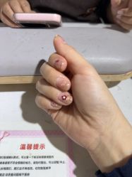 -瞧·享轻奢美甲美睫