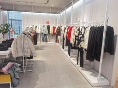 -美特斯邦威(新天地购物中心店)