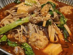 老式麻辣烫-那些年一起吃串的地方烧烤(观前街店)