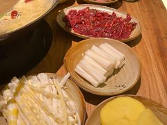 -白乐天毛肚火锅馆(解放碑店)