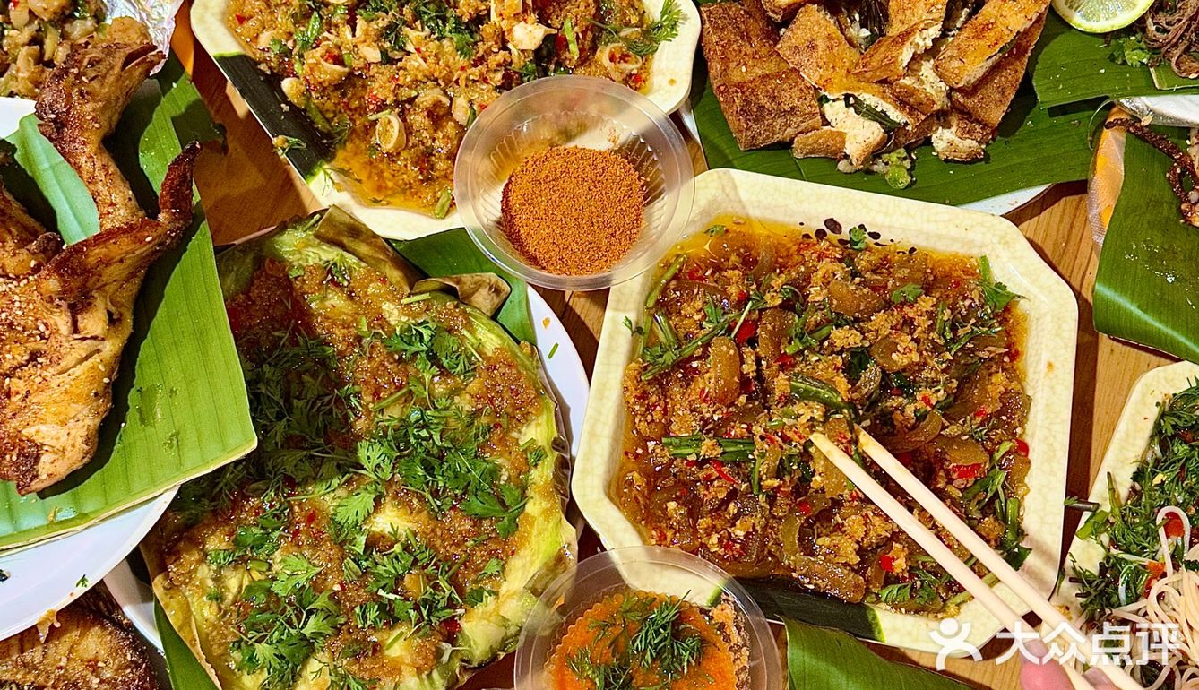 下飞机请直奔这家本地人开的傣味烧烤好吗