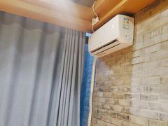 -野山舂·贵州现舂酸汤火锅(鸿通城店)