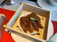 百合酱汁蒸鸡爪-馋遇江南·精致湖景雅宴(东方之门店)