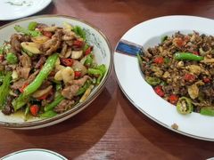-湖南人家湘菜馆(镇江路店)