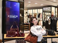 -王府井奥莱临潼小镇(临潼店)