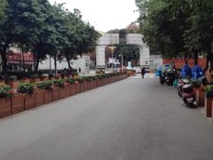 -袁记串串香(川师店)