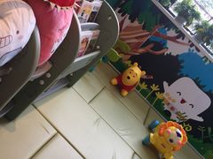 -极橙儿童齿科矫正中心(奥城店)