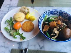 -上海龙之梦万丽酒店