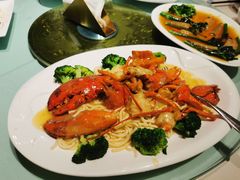 芝士伊面焗虾球-衡山汇·高级粤菜(霄云路店)