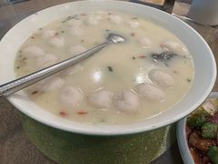 千岛湖鱼头砂锅-罗阳人家私房菜(罗阳路店)
