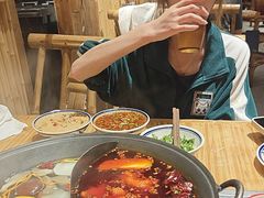 -袁山山重庆火锅(丈八北路店)