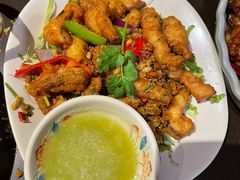 -大头虾越式风味餐厅(光明广场店)