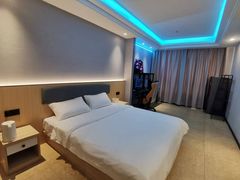 -网鱼电竞酒店(广州会展中心广州塔店)