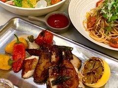 -théATRE茶聚场·餐厅(环球金融中心店)