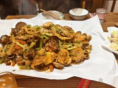 -东来菜馆•手抓海鲜家常菜•海鲜锅贴(鸽子窝店)