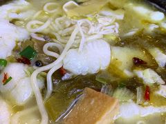 -周鱼小馆石锅酸菜鱼(活力汇店)