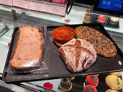 -Salon de The de Joel Robuchon(外滩18号店)