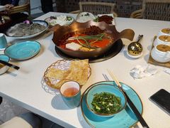 -墨居上隐·院子里火锅(峨眉店)
