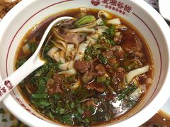 -呷佬·长沙手工米粉(金沙江路店)