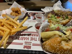 -The Habit Burger Grill 哈比特汉堡(复兴soho店)