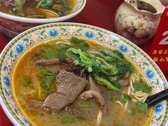 -金杨拉面王小吃面馆·牛三宝面·红烧牛肉粉