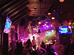 -TZ House音乐现场(来福士中心店)