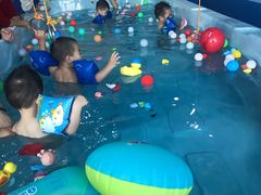 -月儿湾婴幼儿水育中心(门头沟石门营店)