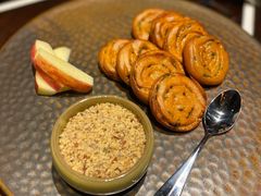 鹅肝酱葱油饼-杭州西子湖四季酒店·金沙厅