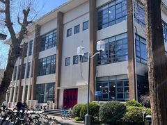 -同济大学本部学苑饮食广场