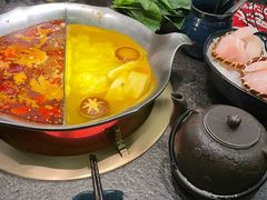 -湊湊火锅·茶憩(打浦桥日月光店)