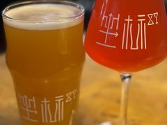 -毛毛虫酒吧