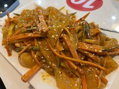 东北大拉皮-哈尔滨烧烤·山河村铁锅炖(交大店)