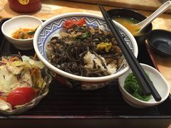 木耳肥牛饭套餐定食-万岁寿司(芳村店)