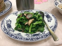 鲜菇炒时蔬-宁波状元楼酒店(和义路店)