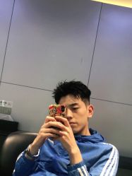 -不迫先生专业男士剪发