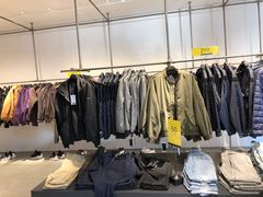 -URBAN REVIVO(欢乐海岸购物中心店)