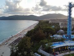 -亚龙湾中心广场