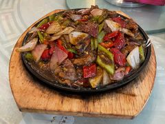 铁板黑椒牛柳-玉林烤鸭店(定福庄店)
