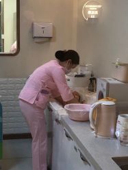 -莉泽月子中心(凯旋江景店)