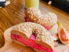 -Catch Bagel(芳草地店)