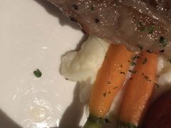 -郑州绿地JW万豪酒店The Grill烤汇扒房