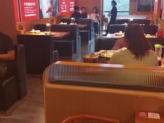 大堂-蜀香三绝·牛蛙·烤鱼·天府炒鸡(安丘泰华店)