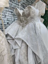 -LA GRACE高端婚纱礼服定制馆