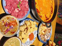 -黔诚多彩火锅(甲秀楼店)