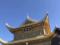 -峨眉山报国寺