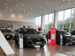 -上海永达奥诚奥迪4S店(申江路店)