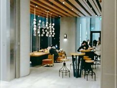 大堂-星巴克(丁香国际商业中心店)